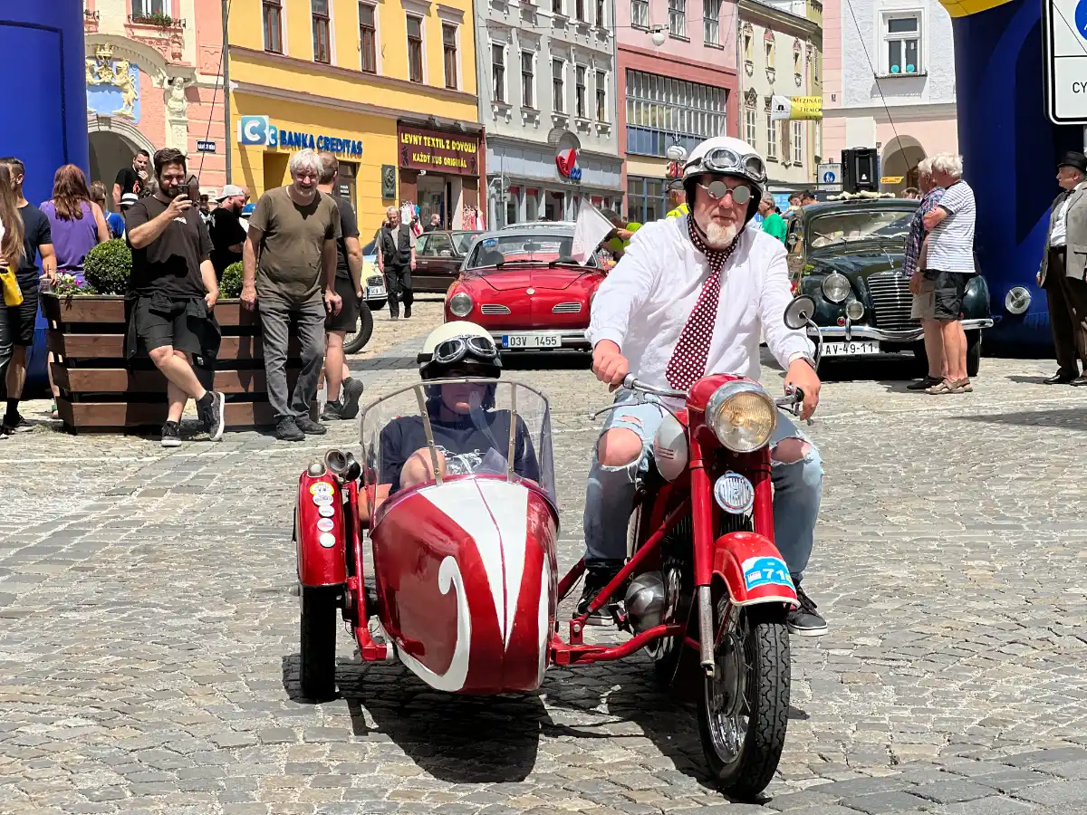 Veterány v Jindřichově Hradci