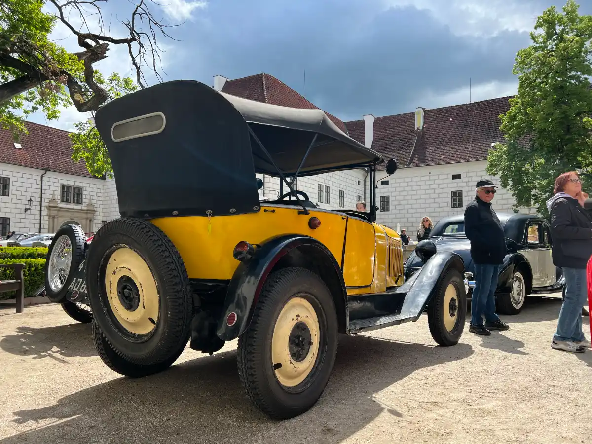 Veteráni na zámku Třeboň